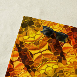 Toalha De Praia Peças amarelas avermelhadas e formas geradoras