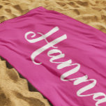 Toalha De Praia Personalizado Nome Personalizado de Script de Tend<br><div class="desc">Personalize esta toalha de praia de caligrafia,  com o seu nome! Esta é a versão lavanda profunda do blush.</div>