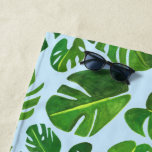 Toalha De Praia Planta Lover Tropical Monstera Leaf Watercolor<br><div class="desc">Traga um pouco de alegria para a festa com esta toalha moldada por monstera. Pintou padrão de mão só para você! Você sempre pode adicionar seu próprio texto. Avise-me se você quiser que algo seja feito sob medida. Se você o comprar, obrigado! Certifique-se de compartilhar uma foto no Instagram dele...</div>