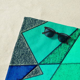 Toalha De Praia recortes triangulares verdes sobre fundo azul, ás