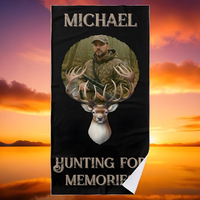 Toalha De Praia Rustic Hunter Deer Antler Outdoors Man Photo (Criador carregado)