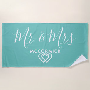 Toalha De Praia Sr. e Sra. Script Monograma Nome Teal White Hearts