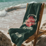 Toalha De Praia Summer Beach Pit Master Green Personalizado<br><div class="desc">Faça uma declaração no próximo dia da praia com uma toalha de praia hilariantemente com tema de CHURRASCO de molho que é perfeita para mestrados de grelhas e amantes de praia. O texto ousado mostra orgulhosamente suas credenciais mestre com entalhes duplos brincalhões - "fumar carne, puxar carne de porco, balançar...</div>