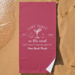 Toalha De Praia Último Brinde Na Festa de solteira Da Praia Costei<br><div class="desc">Celebre em estilo com o último brinde na praia da Bachelorette Party Beach Towel. Perfeito para as festas de solteiros de praia, esta toalha apresenta um design vibrante para a praia e um slogan lúdico. Produzido a partir de tecido macio e absorvente, garante conforto e secagem rápida após um nado....</div>