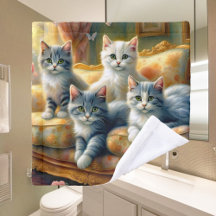 Gatos no sofá - cena fofa no visual da safra