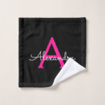 Toalha De Rosto Nome do Monograma de Script Negra Negra-Quente<br><div class="desc">Nome do Monograma Simples,  Preto e Rosa Quente,  Bath Toel. Isto faz o doce e perfeito aniversário de 16 anos,  casamento,  chá de panela,  aniversário,  chá de fraldas ou festa de solteira presente para alguém que ama luxo de luxo e estilos quíticos.</div>
