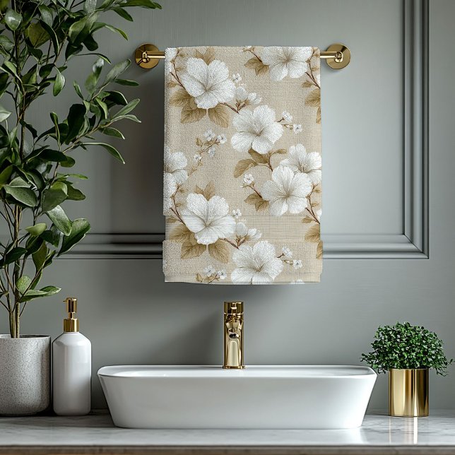 Toalha Marfim Flores Brancas Neutras Tropicais (Tropical Neutral White Flowers Ivory Towel)