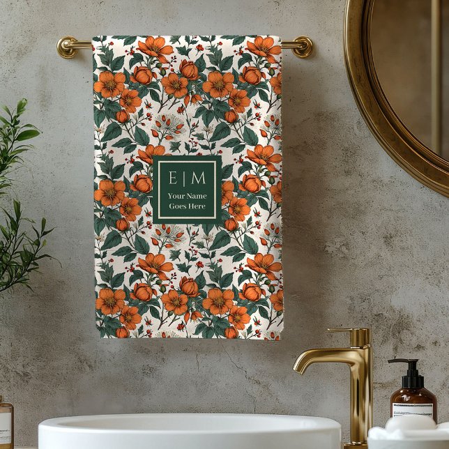 Toalha Personalizada com Nome Floral Pastel Sage O (Modern Fall Floral Pastel Sage Custom Name Towel)