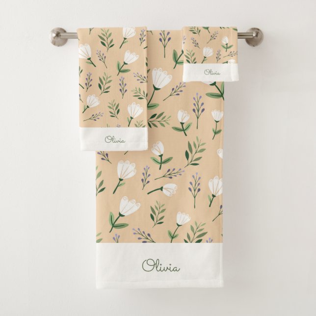 Toalhas com Nome Personalizado – Floral Branco em  (Insitu)