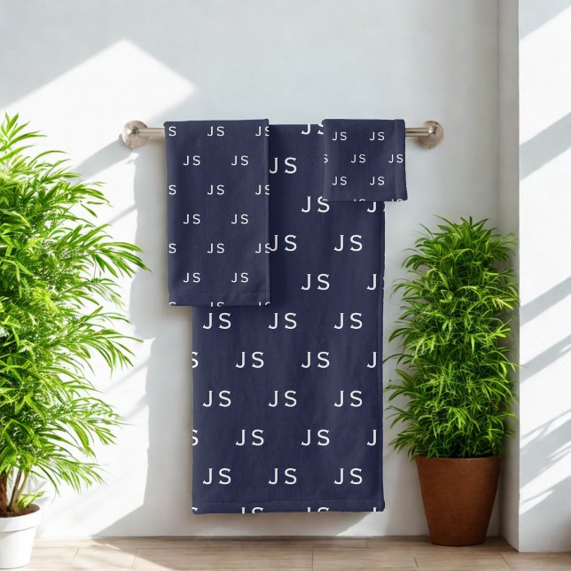 Toalhas Monograma Padrão Conjunto de Bandejas Azuis da Mei (A midnight blue bath towel set with space for your initials. )