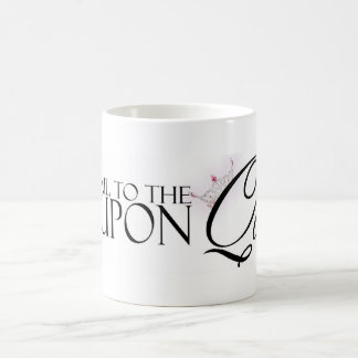 Todos saudam "à caneca de café da rainha do vale"