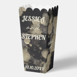 Tons de Preto e Caixas Favoritas com Forro Dourado