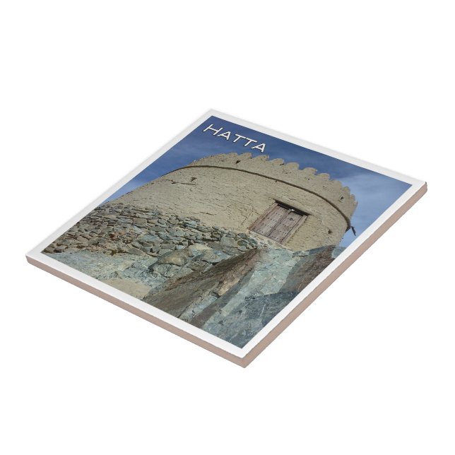 Torre HATTA zAE027, Emirados Árabes Unidos, Orient (Lateral)