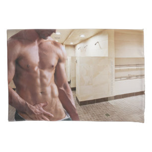 Torso masculino musculoso sem camisa de SlipperyJo