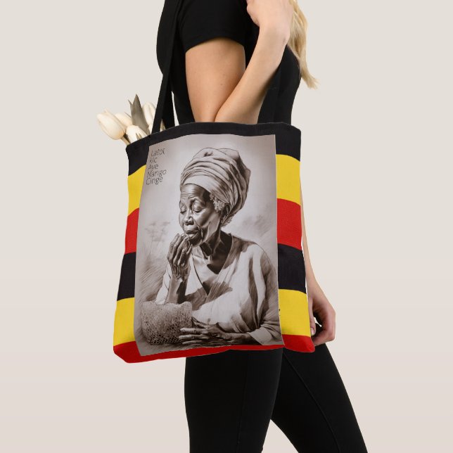 Tote Bolsa Konymoi - Acholi 'Latot Kic aye nango cinge' (Close Up)