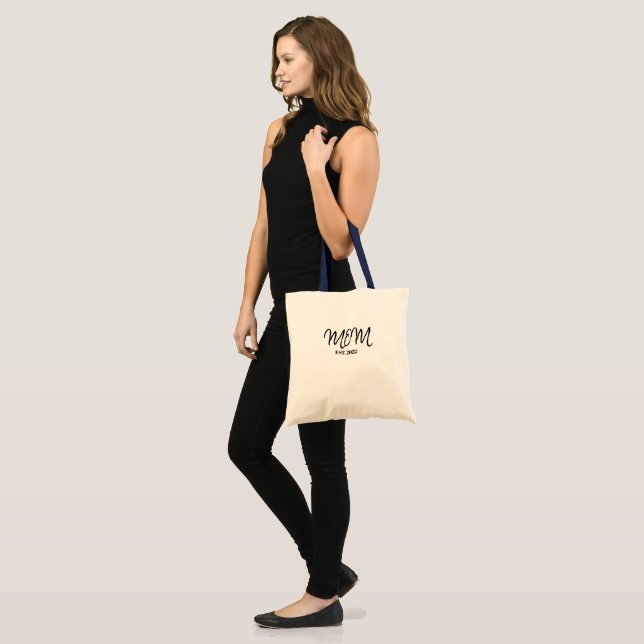 Tote Bolsa Mãe Estabelecida em Letra Preta (Frente (modelo))