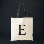 Tote Bolsa Personalizada com Monograma e Nome<br><div class="desc">Presente Personalizado com Monograma e Nome
possui monograma e nome personalizados em estilo de fonte serif clássico.

Perfeito para casamento,  feriado,  reunião de família e para qualquer ocasião especial.</div>