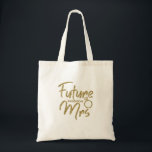 Tote Futuro Sra. bolsa<br><div class="desc">Futuro de ouro de Espumante A bolsa 'seu sobrenome' é excelente para Chá de panela ou Festa de solteira, festas de noivado e fotos. O sobrenome pode ser facilmente alterado. Futuro, Sra. Coloração disponível em 6 cores vibrantes e dolorosas para combinar com sua roupa: Azul, Dourado, Prata, Rosa de ouro,...</div>