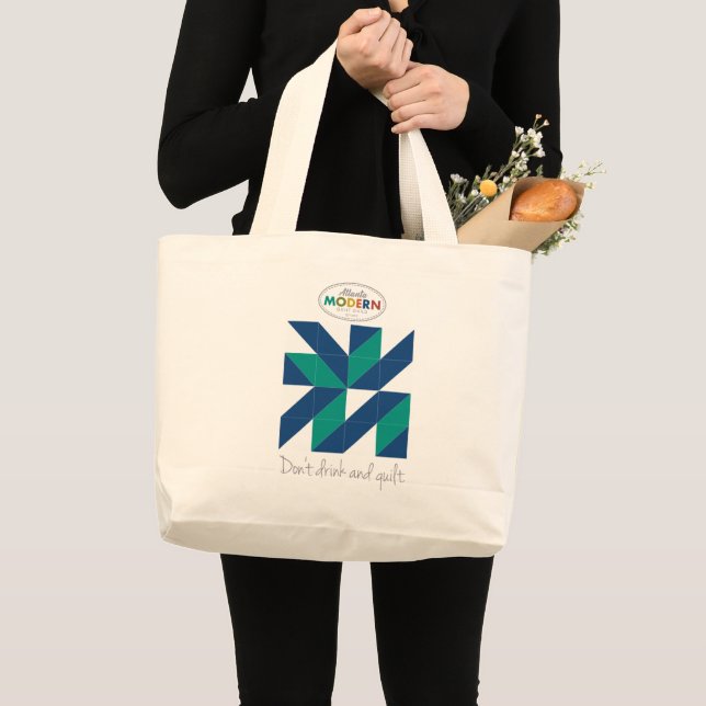 Tote Grande O bolsa estofando bêbedo de AMQG (Frente (produto))