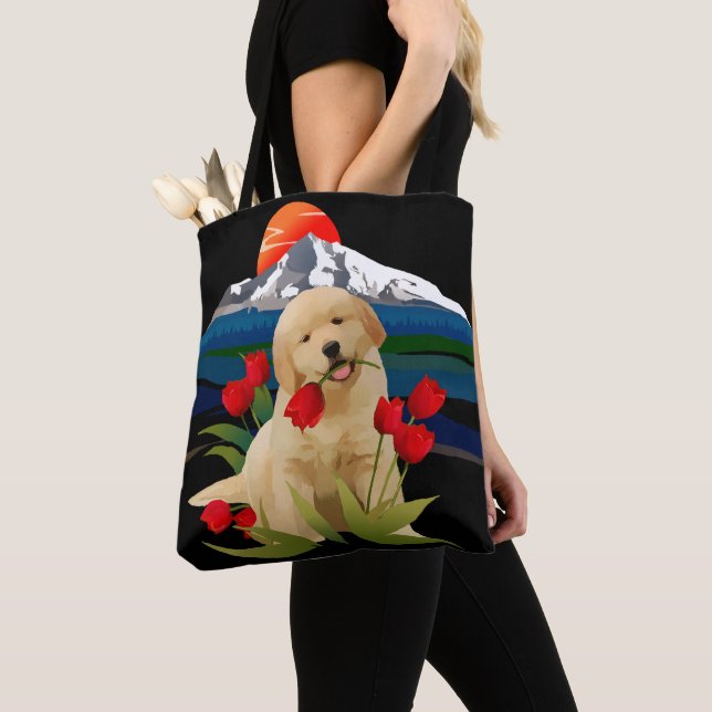 Tote O bolsa do filhote de cachorro do golden retriever (Close Up)
