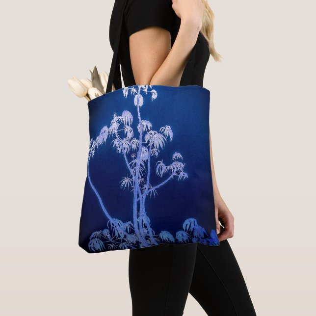 Tote Silhouette em Bolsa de Blues Reais (Close Up)