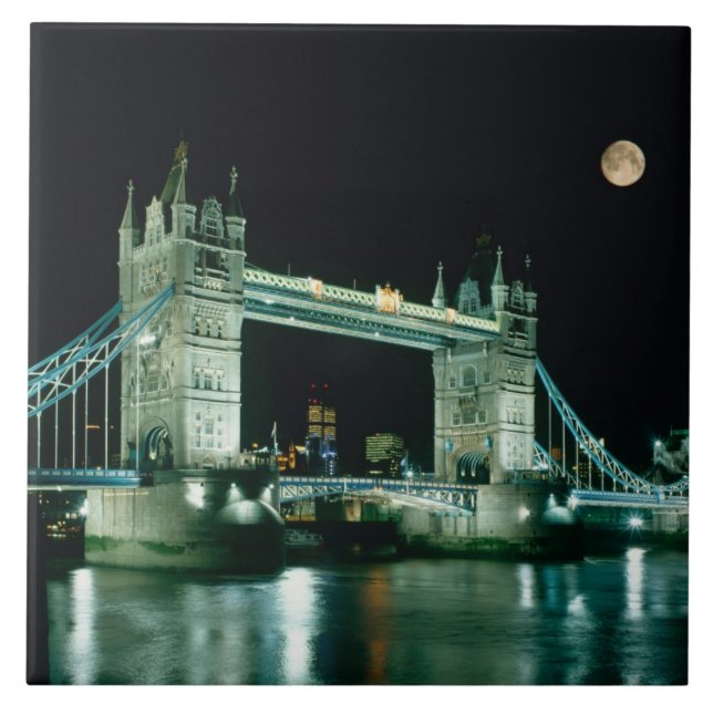Tower Bridge at Night, London, Inglaterra (Frente)