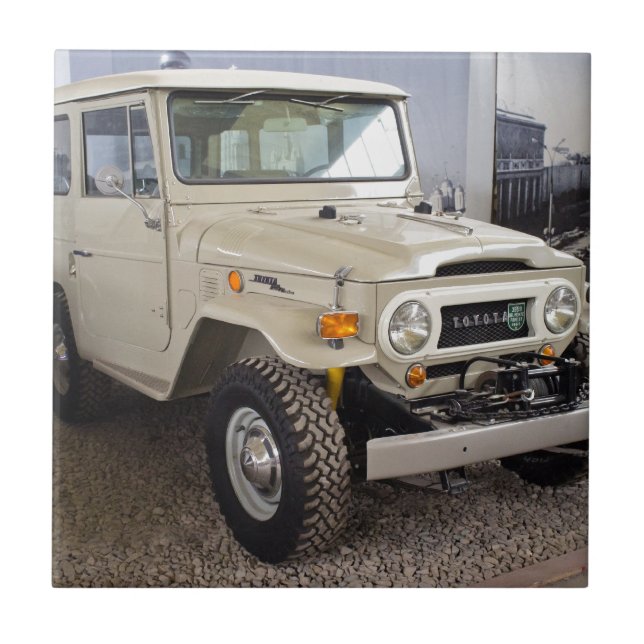 Toyota Land Cruiser BJ40 (Frente)