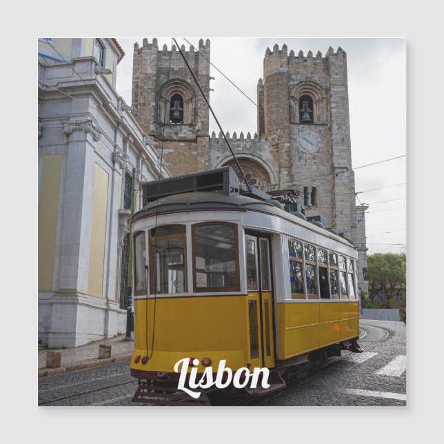 Trama amarela na Catedral de Lisboa em Portugal (Frente)