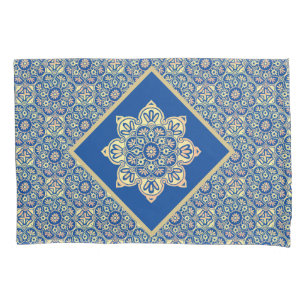 Travesseiro com medalhões de ouro Boho em azul