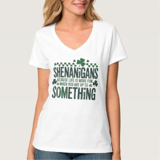Travessuras do Dia de São Patrício Camiseta engraç