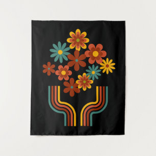 Traz flores na tapeçaria vaso pendurada na parede.