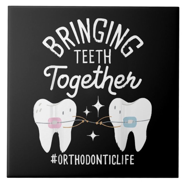 Trazendo Dentes Juntos - Ortodontista  (Frente)