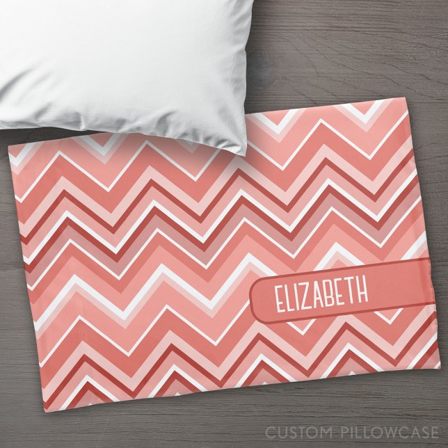Trendy Chevron Padrão grande bloco de nome coral (Custom Pillowcase)