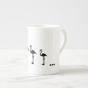 Três pássaros flamingo e caneca / xícara de pontos