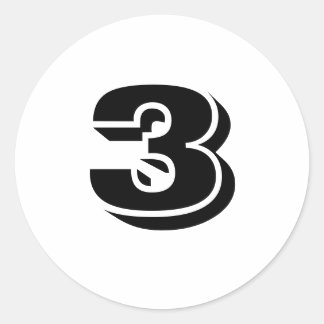 Três pequenos adesivos redondos com número branco