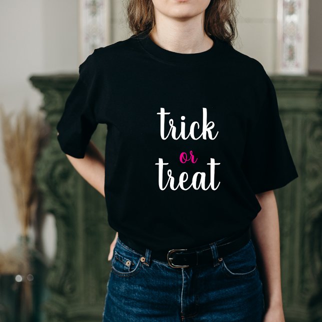 Trick or Treat Modern Script Women's Halloween  (Criador carregado)