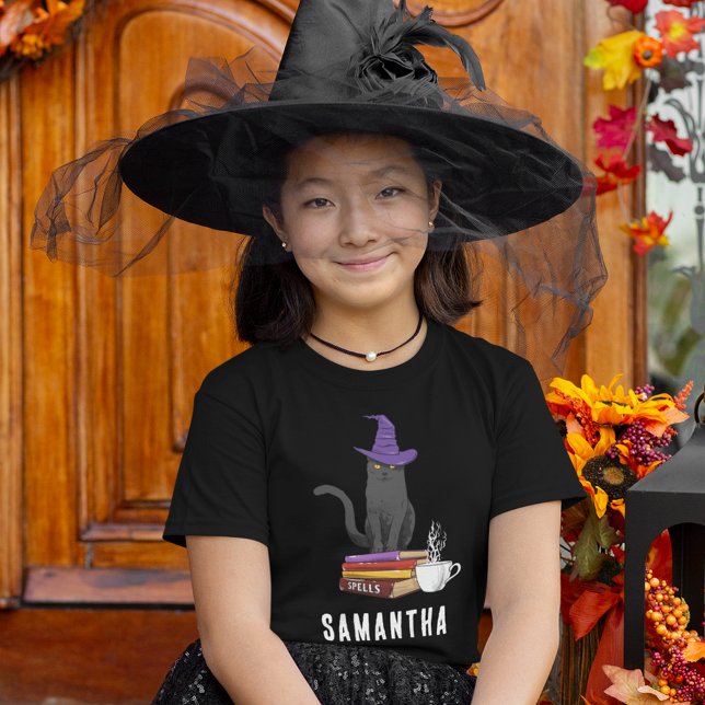 Trick ou trate o Dia das Bruxas Personalizadas de  (Fall Halloween Black Cat Witch Custom T-Shirt)