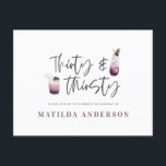 Trinta e trinta anos de convite<br><div class="desc">Trinta e sede aniversário de 30 anos de convite postal. Apresentando elegantes ilustrações de aquarela de cocktails,  vinho,  rosa,  gin,  em belas plumas roxas,  cinzentos e verdes. Um design excelente divertido para celebrar o seu marco.</div>