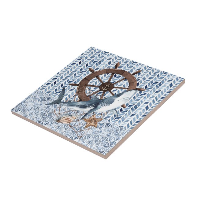 Tubarão e volante do navio (Lateral)