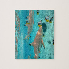 Tubarões no quebra-cabeça de serra de vaivém da