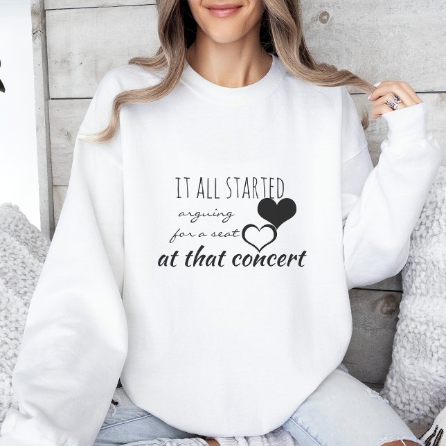 Tudo começou a argumentar para uma camisa de T-shi (Criador carregado)