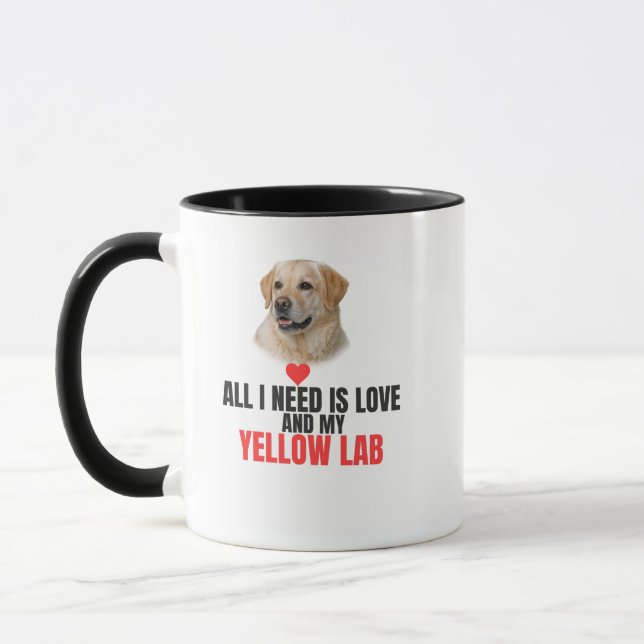 Tudo o que Preciso é Amor e Meu Labrador Caneca (Esquerda)