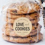 Tudo o que você precisa é da etiqueta do Favor do<br><div class="desc">"Tudo que você precisa é de amor e biscoitos." Personalize seu rótulo com seus nomes e data de casamento dentro de um design limpo e moderno. Use as etiquetas de favor para o seu casamento ou chá de panela.</div>