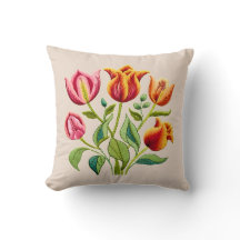 Tulipas vermelhas com um toque de amarelo Almofada