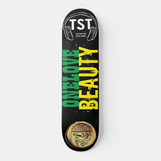 UM AMOR BELEZA Skateboard (Frente)
