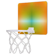 Um aro de basquete miniatura com uma rede branca