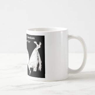 Um assistente social na caneca de café do trabalho