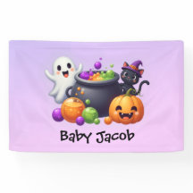 Um bebê está a criar pano de fundo do chá de frald