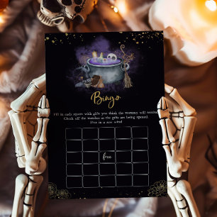 Um Bebê está criando um jogo de Bingo de Halloween