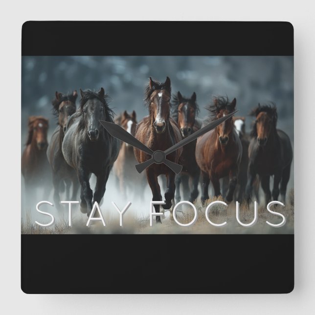 Um belo relógio de parede (Frente)